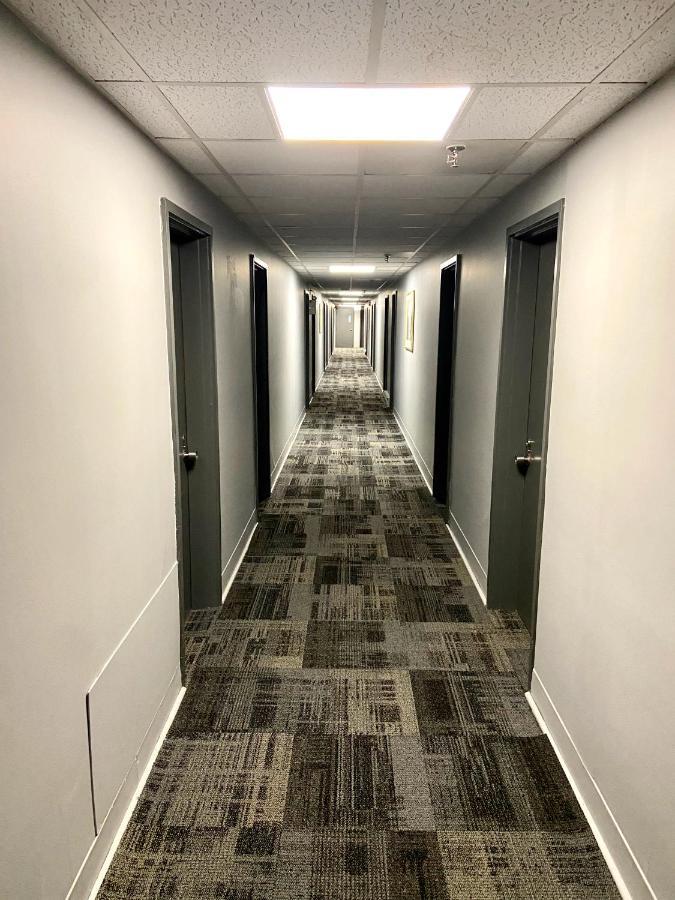 Hotel Sigma Валь-д'Ор Экстерьер фото